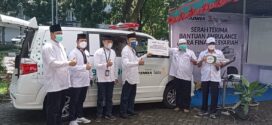 Adira Finance Syariah Salurkan Dua Unit Ambulans Kepada Lazismu Jatim dan Jabar